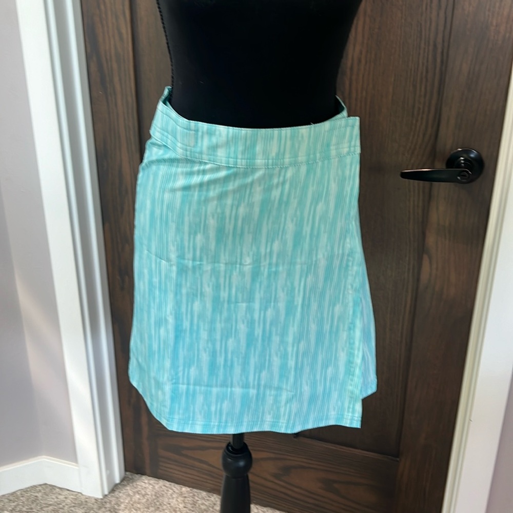 XS NWT RipSkirt Hawaii Teal colored skirt